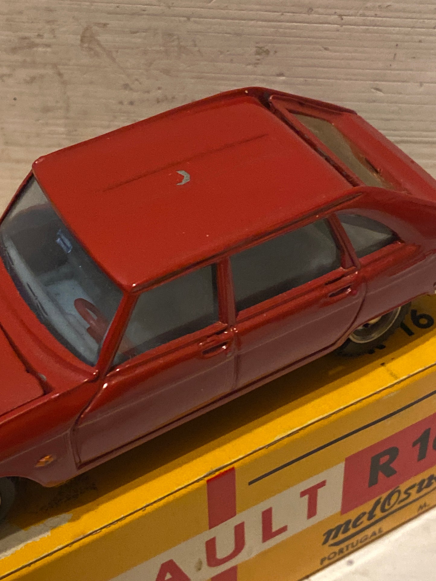 MetOsul Renault R16 - Red