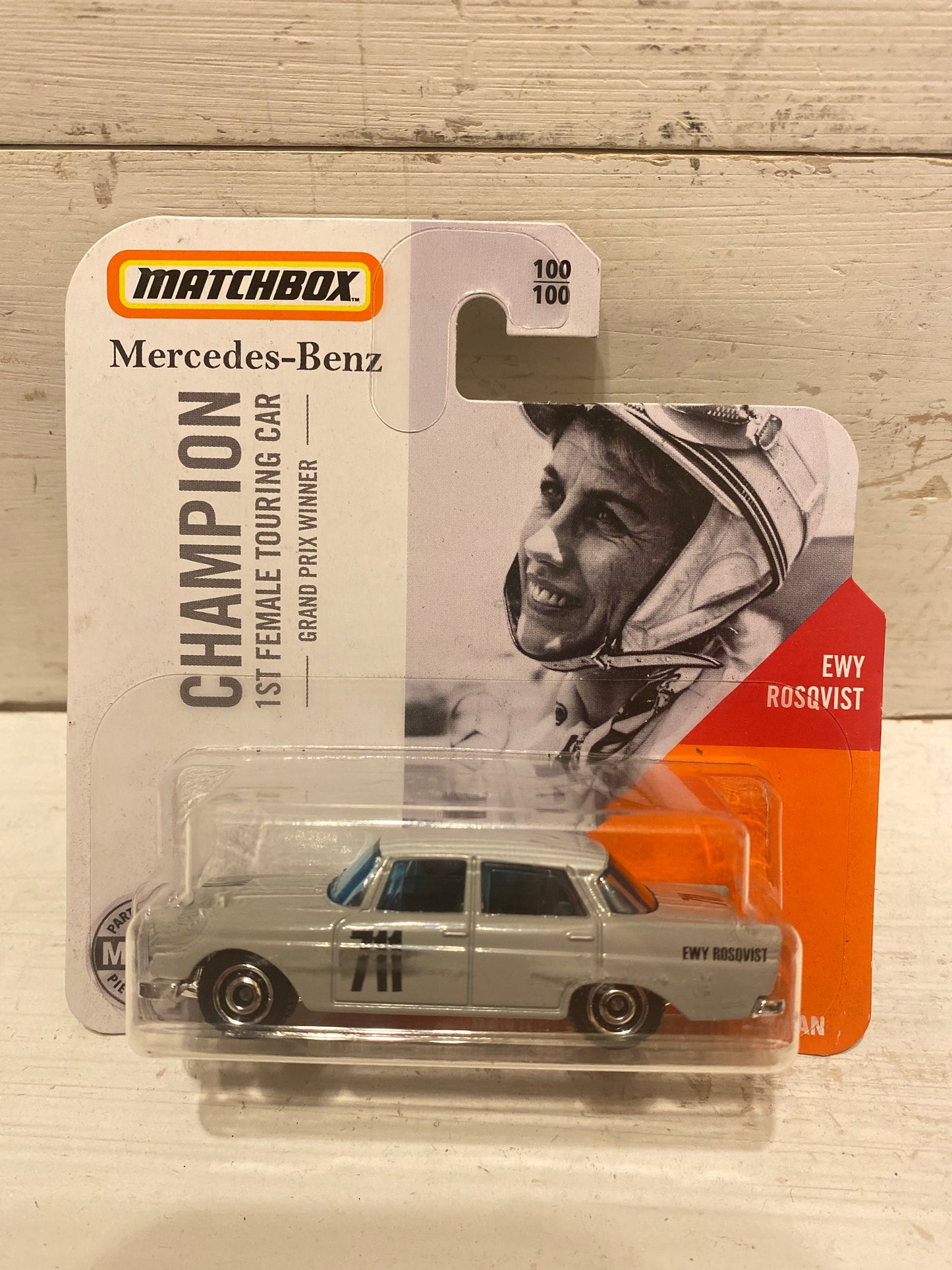 Matchbox ‘62 Mercedes Benz 220 SE Sedan - Ewy Rosqvist