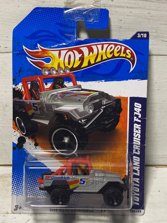 Hot Wheels - Toyota Land Cruiser FJ40 - Silver