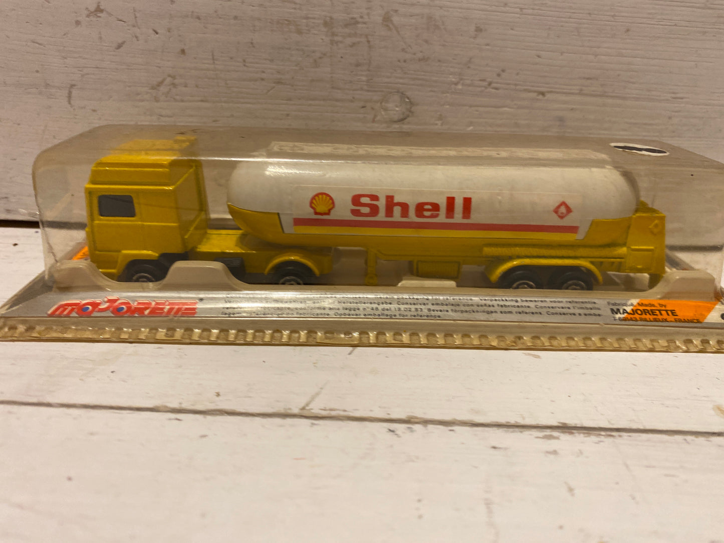 Majorette - Volvo FH Articulated Tanker - Shell