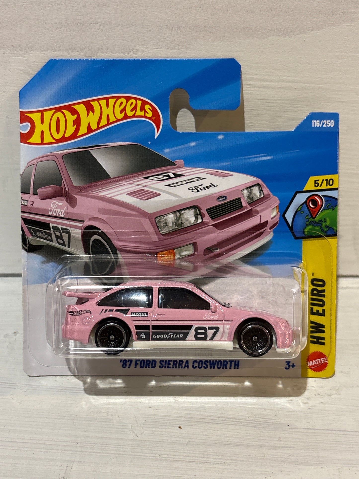 Hot Wheels - ‘87 Ford Sierra Cosworth - light pink
