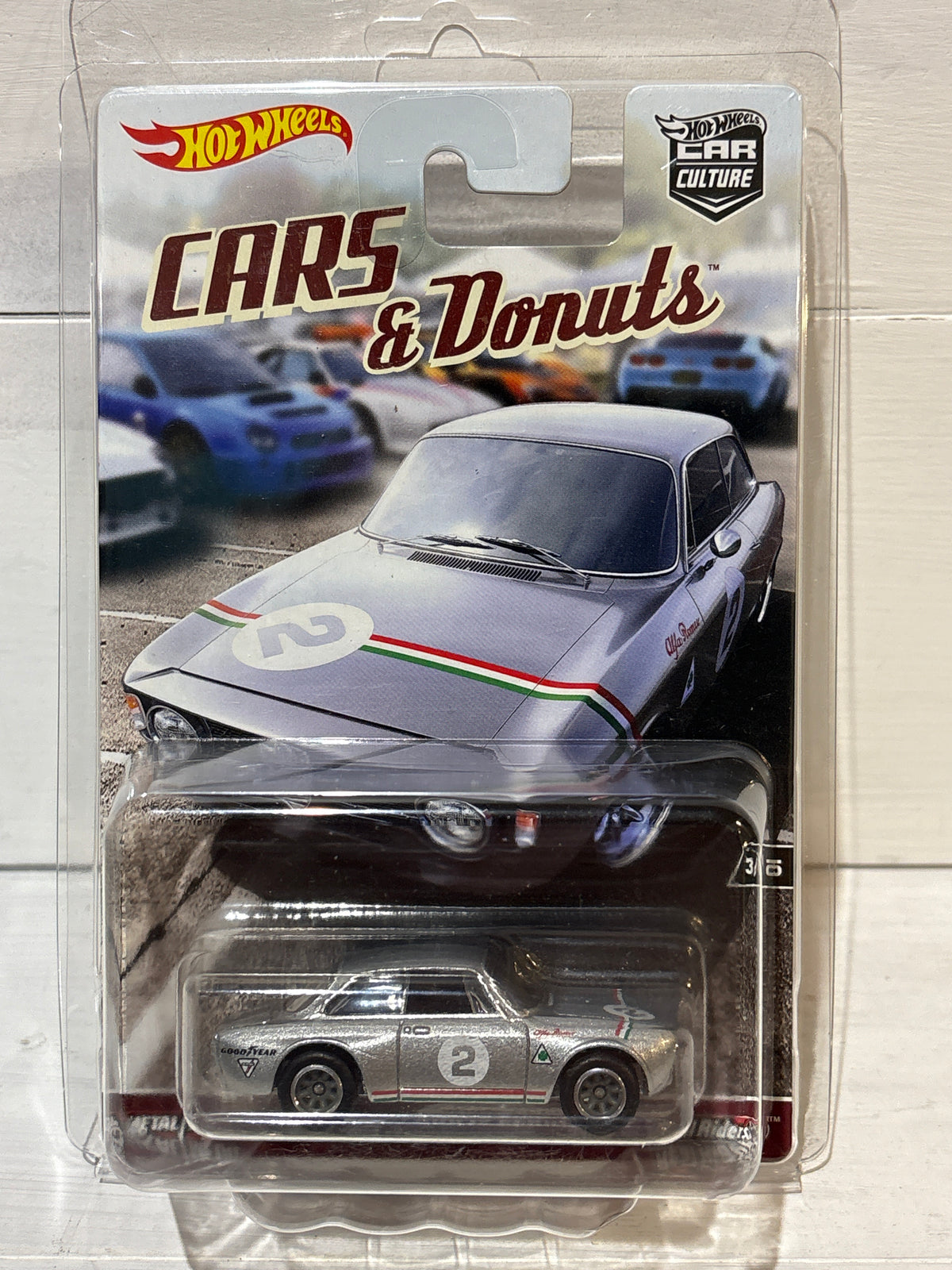Hot Wheels Cars & Donuts - Alfa Romeo Giulia Sprint GTA