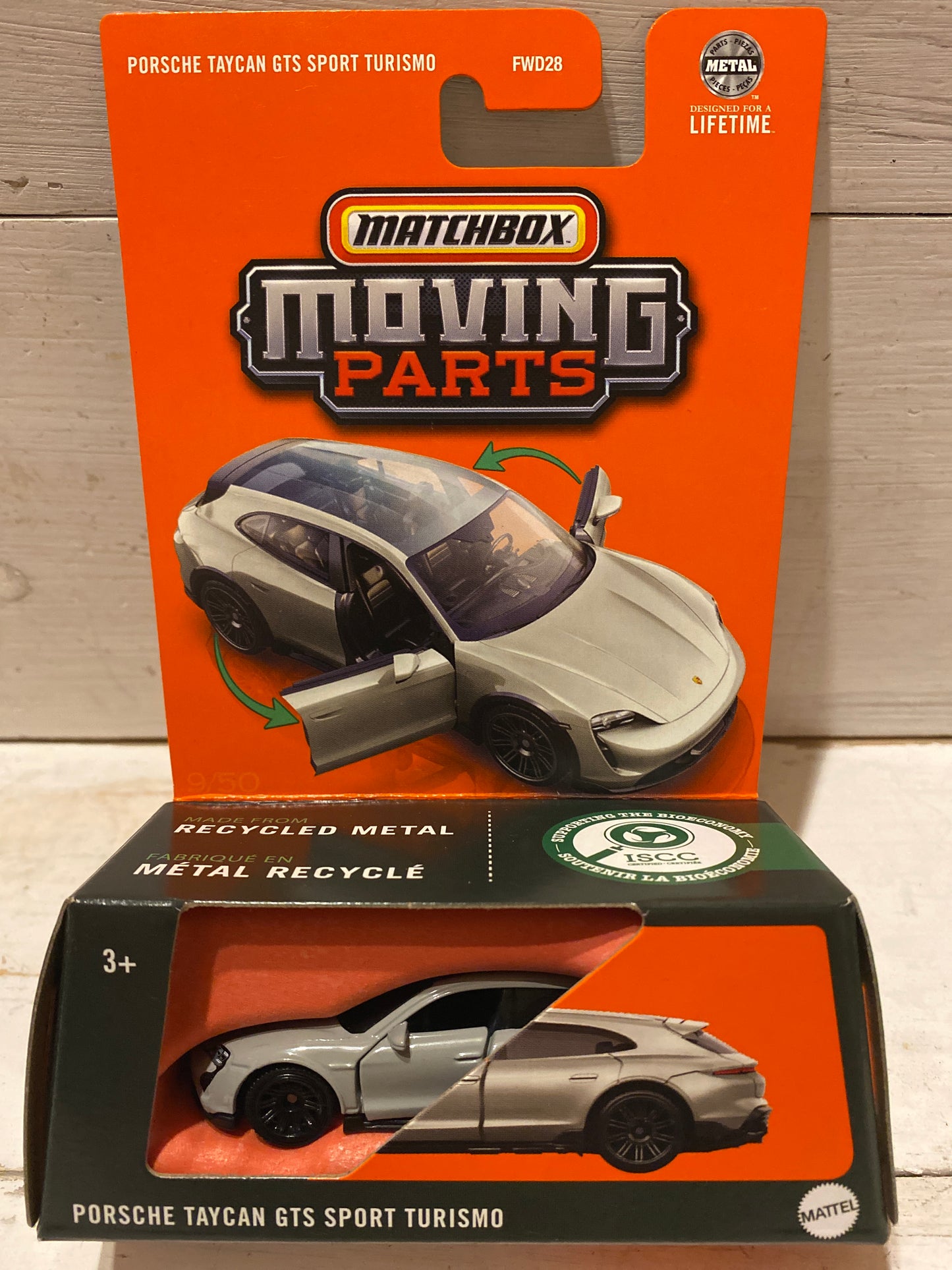 Matchbox Moving Parts - Porsche Taycan GTS Sport Turismo