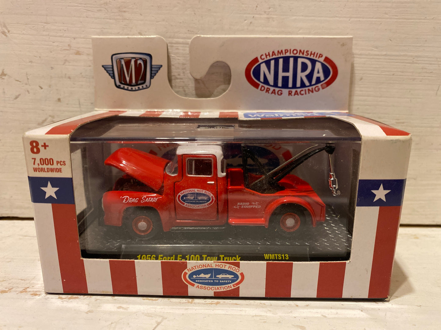M2 Machines NHRA Walmart Exclusive - 1956 Ford F-100 Tow Truck
