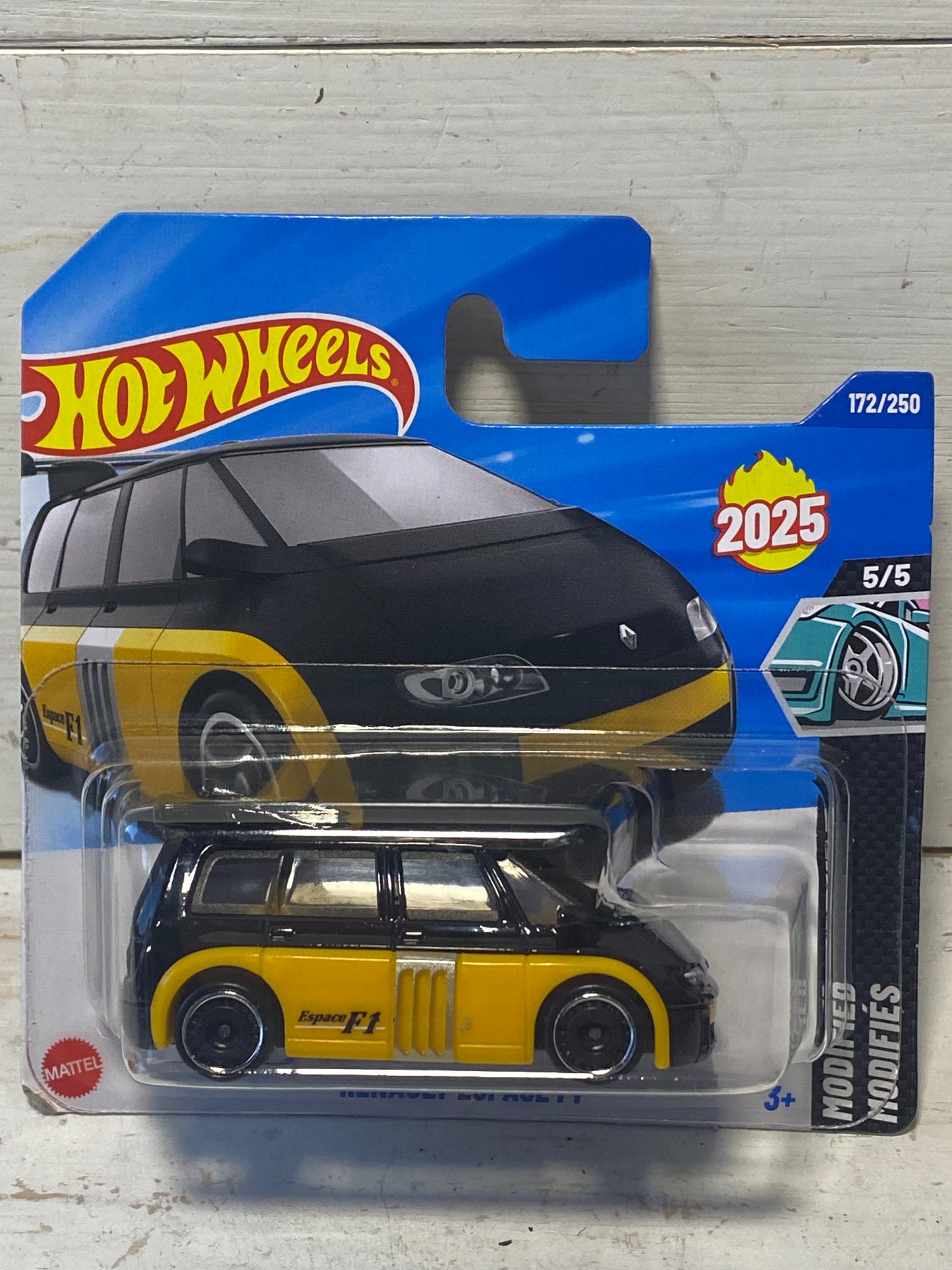 Hot Wheels - Renault Espace F1 - Black over Yellow