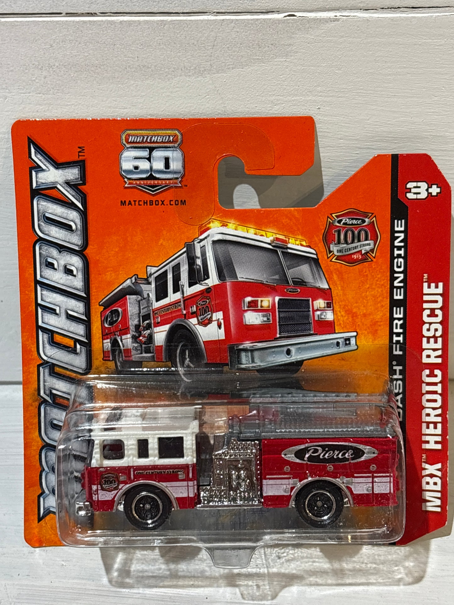 Matchbox - Pierce Dash Fire Engine - MBX Heroic Rescue - Pierce