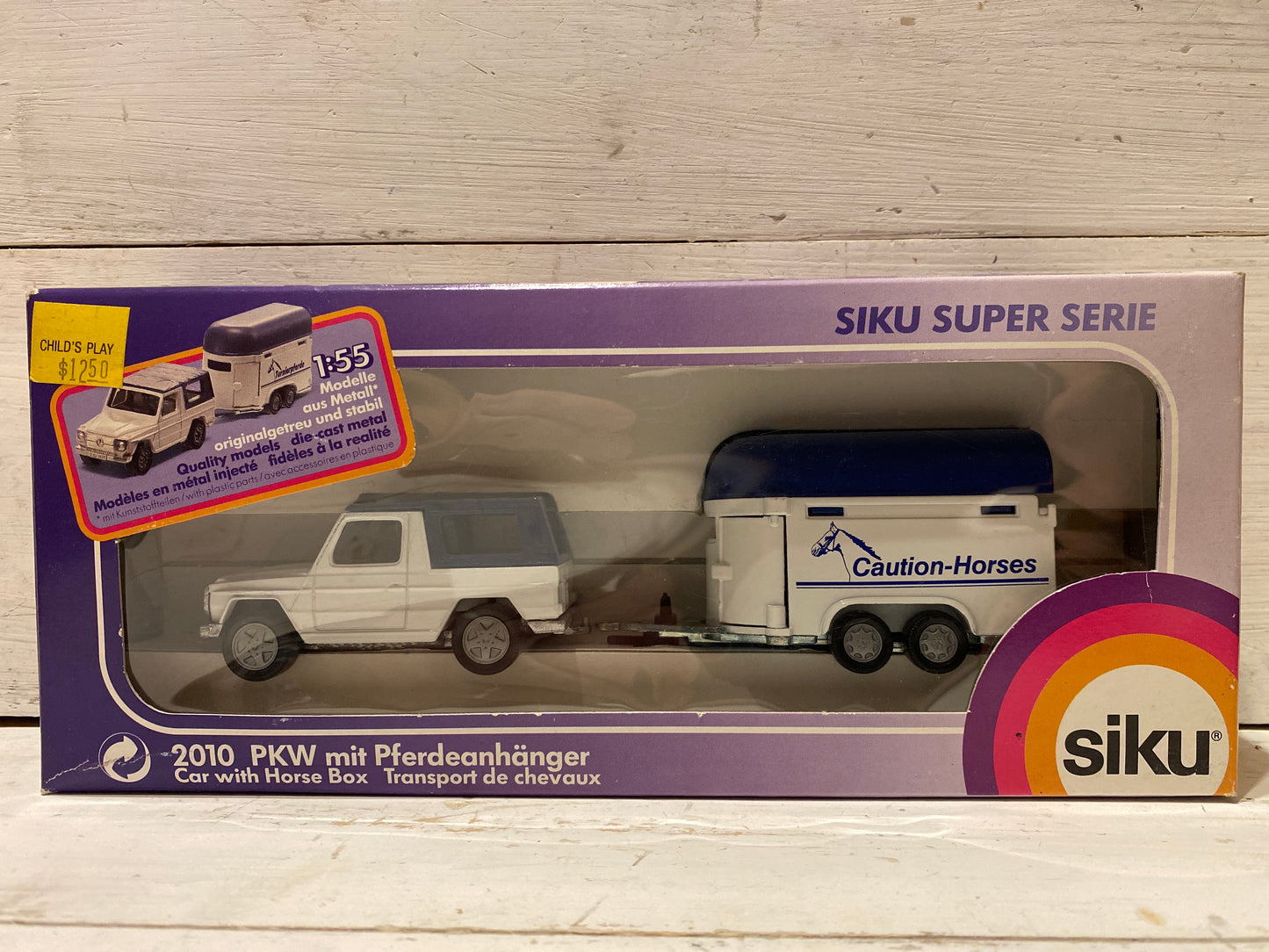 Siku Mercedes G Wagen with Horsebox