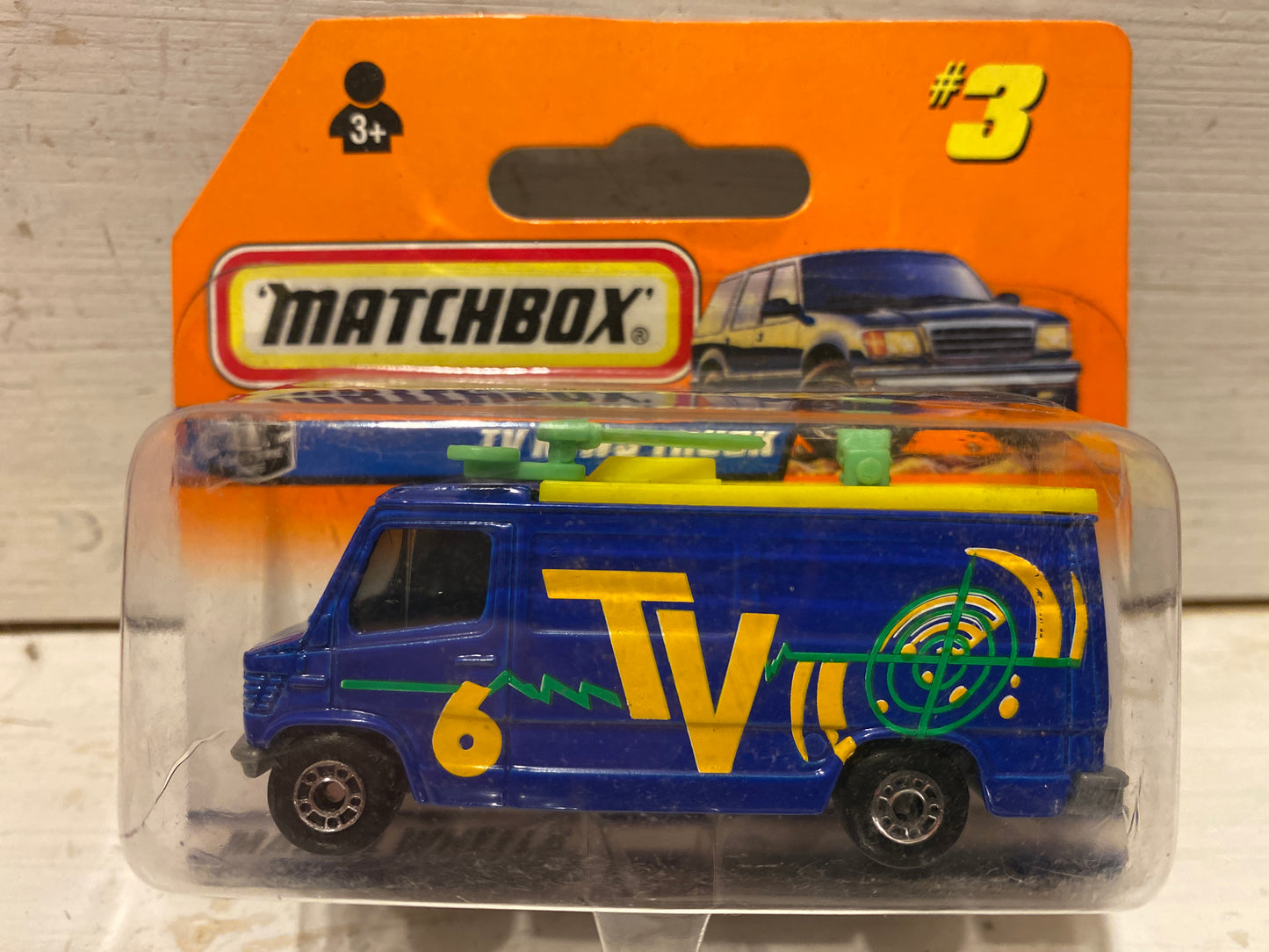 Matchbox TV News Van - 6 TV