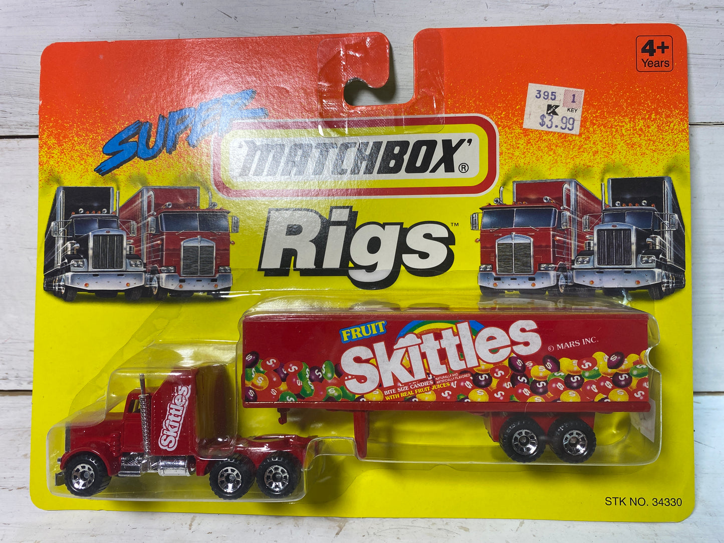 Matchbox Convoy - Kenworth Conventional with Box Van - Skittles - Red Truck