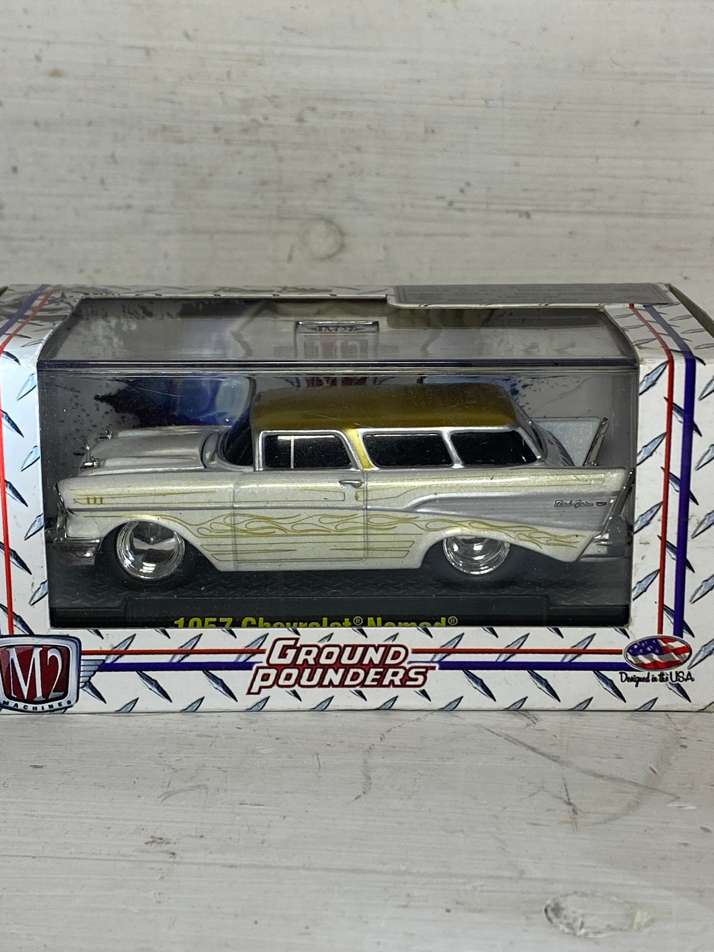 M2 Machines Ground Pounders 1957 Chevy Nomad - White