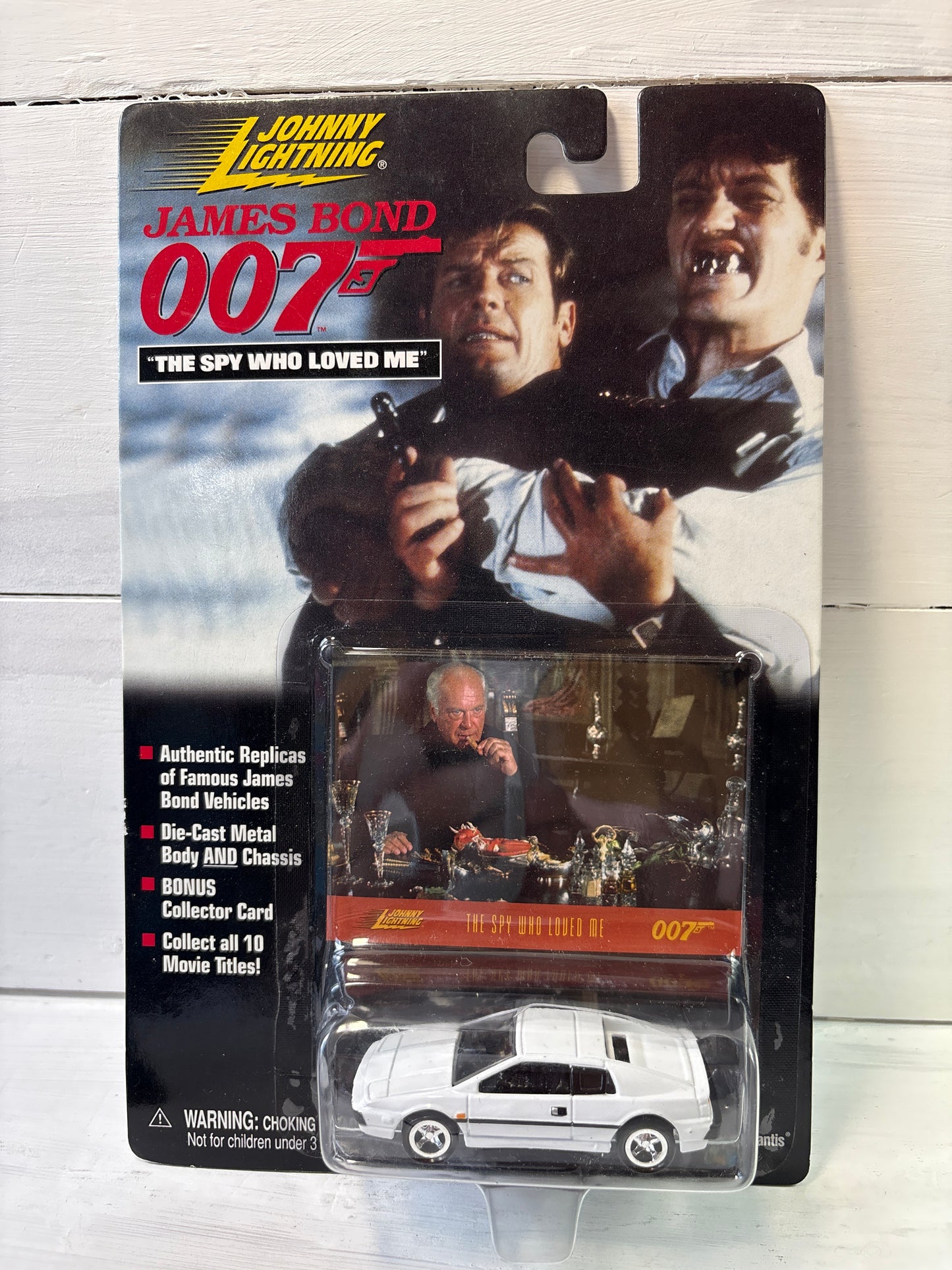 Johnny Lightning - James Bond 007 - The Spy Who Loved Me - Lotus Esprit