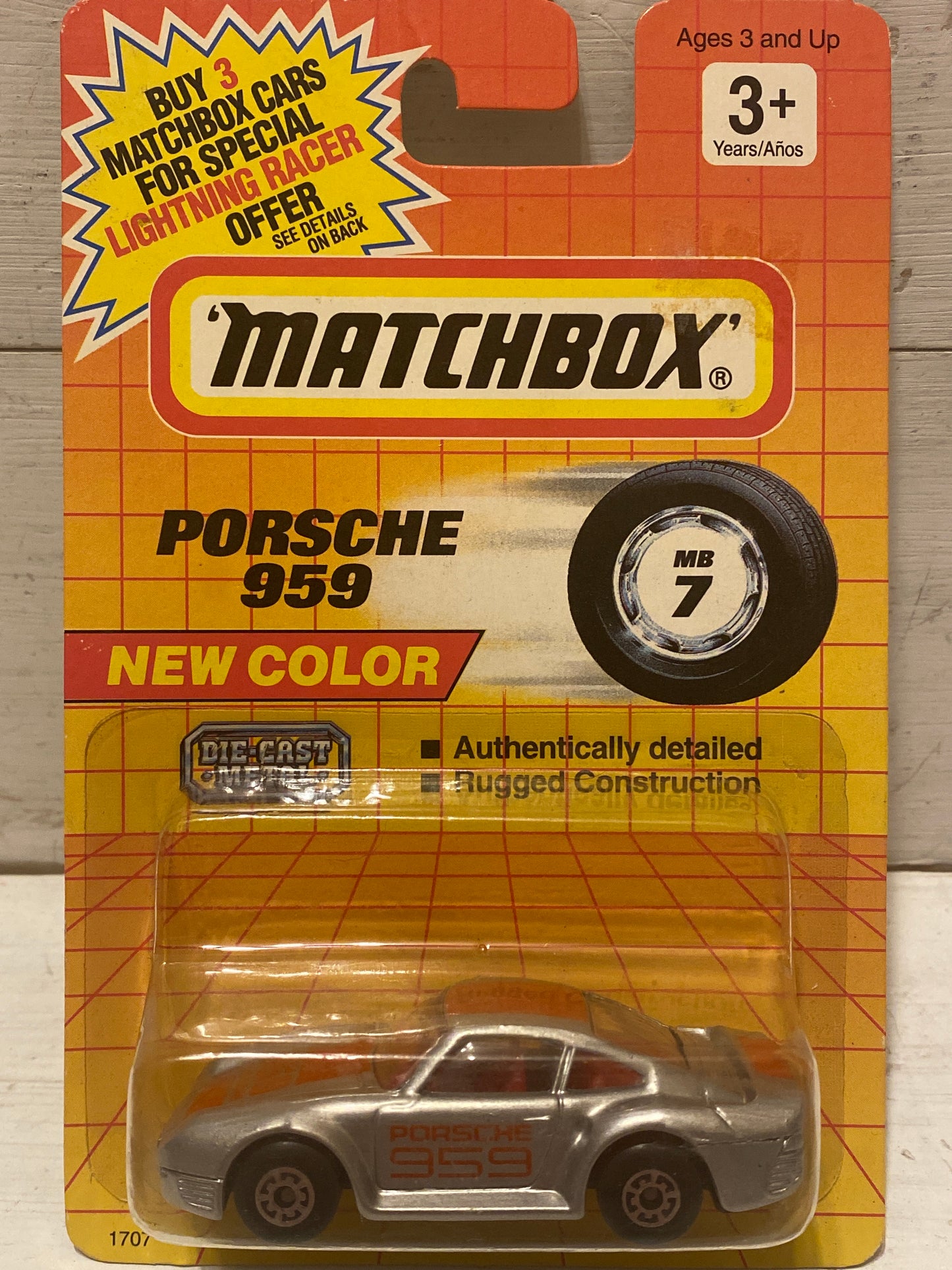 Matchbox Porsche 959 - Silver on US Yellow grid card