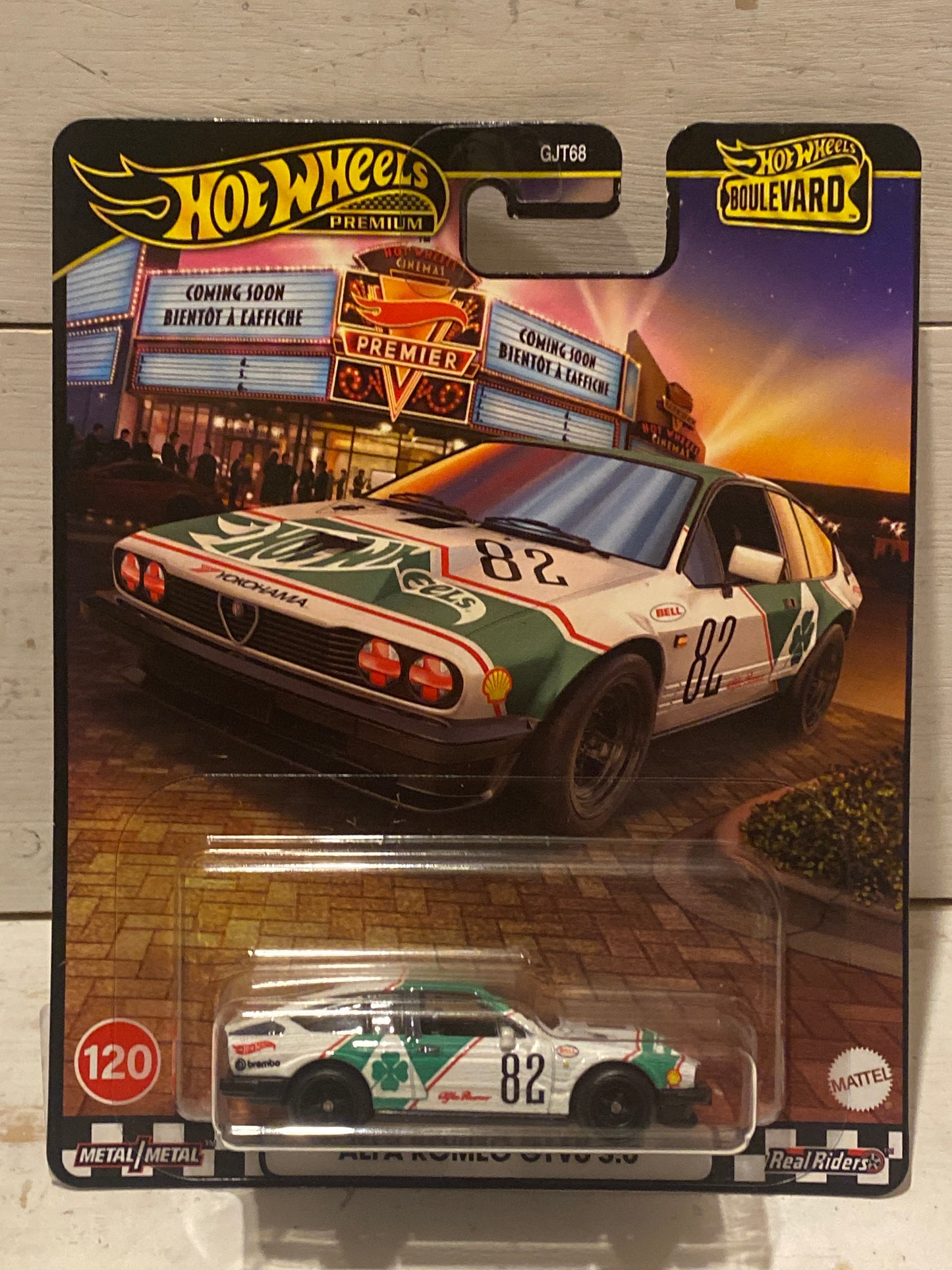 Hot Wheels Boulevard - Alfa Romeo GTV6 3.0