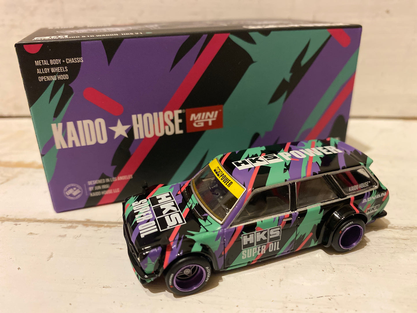 Kaido House MiniGT - Datsun Kaido 510 Wagon HKS V1