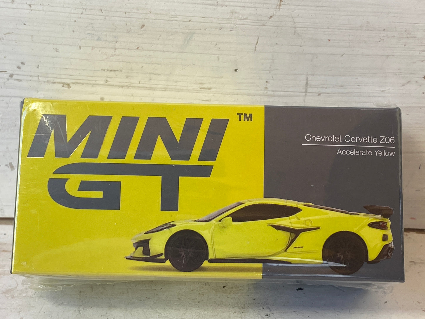 Mini Gt - Chevrolet Corvette Z06 - Accelerate Yellow