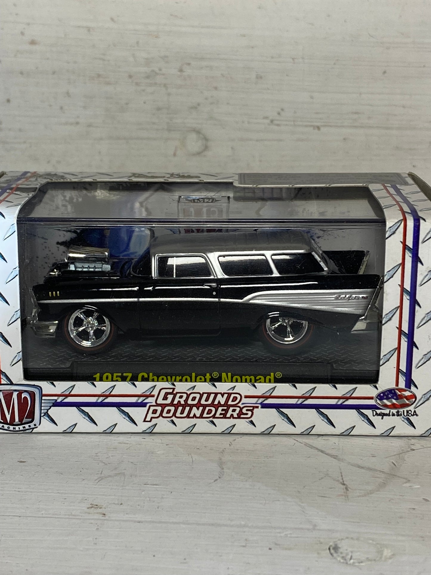 M2 Machines Ground Pounders 1957 Chevy Nomad - Black