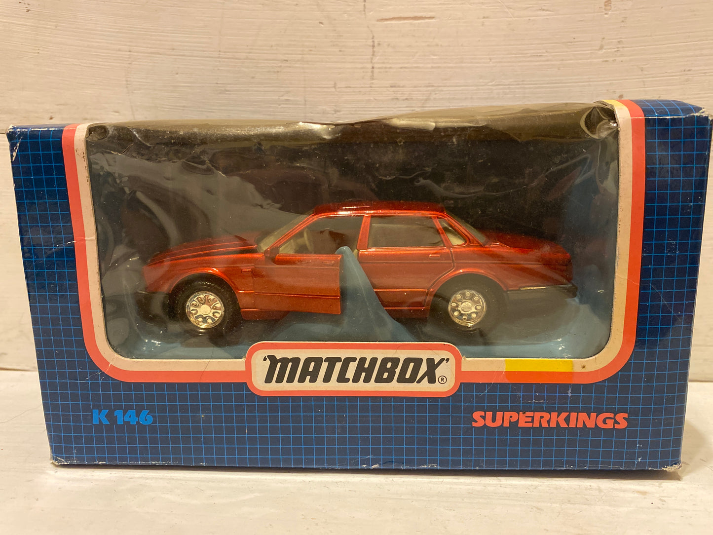 Matchbox Superkings Jaguar XJ6 - Red