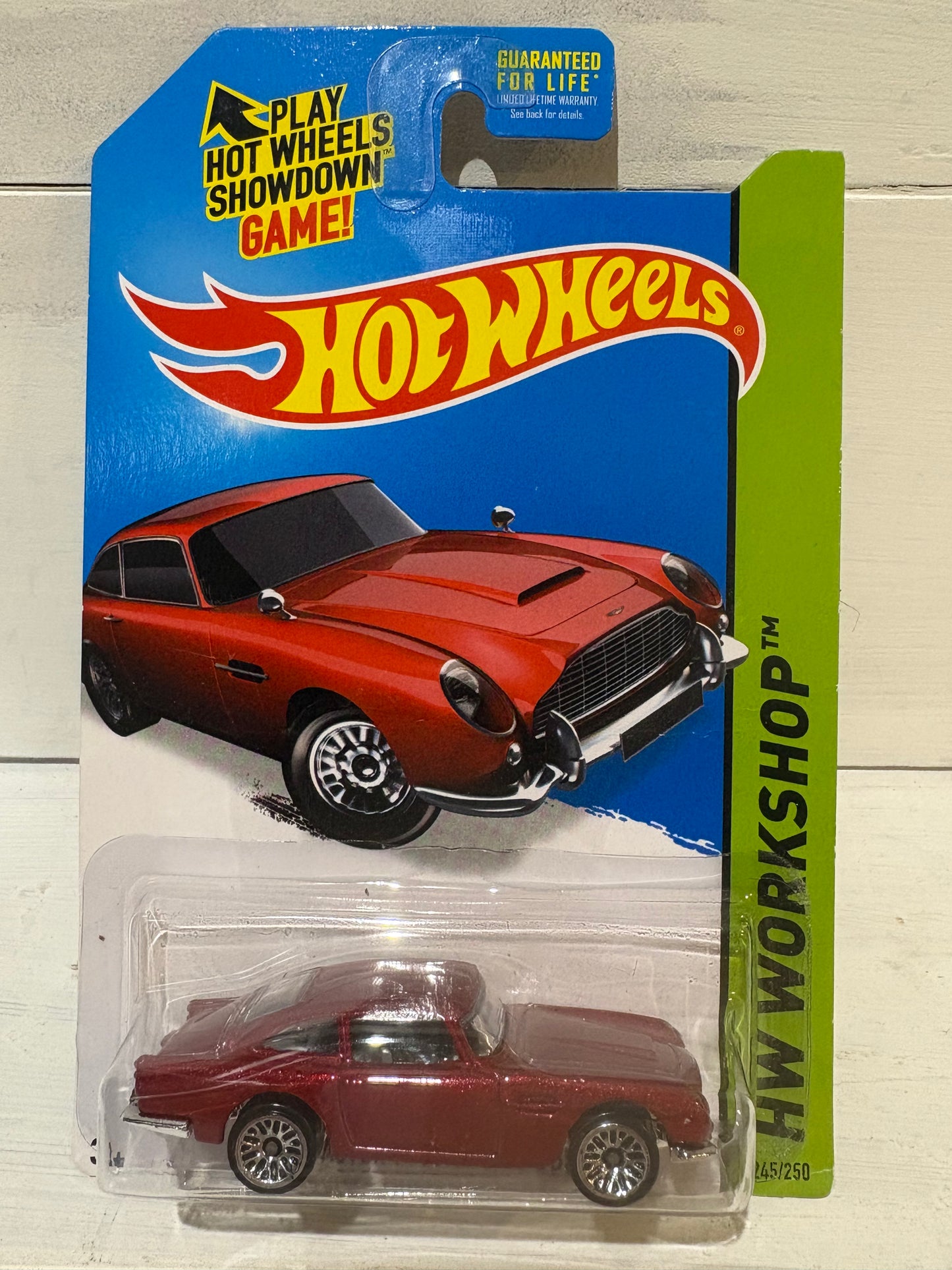 Hot Wheels - Aston Martin 1963 DB5 - Red - HW Workshop