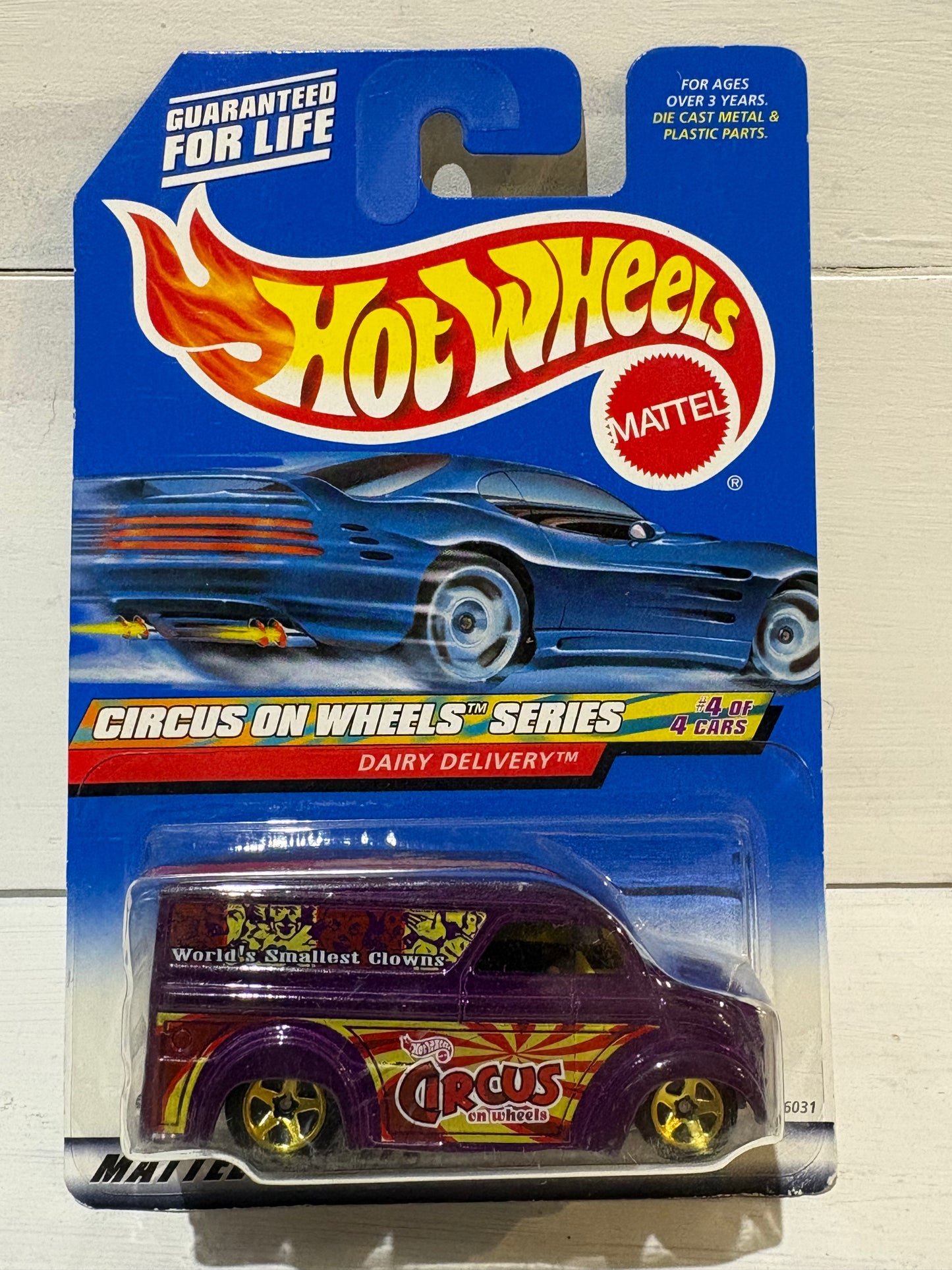 Hot Wheels - Dairy Delivery - Circus on Wheels Series