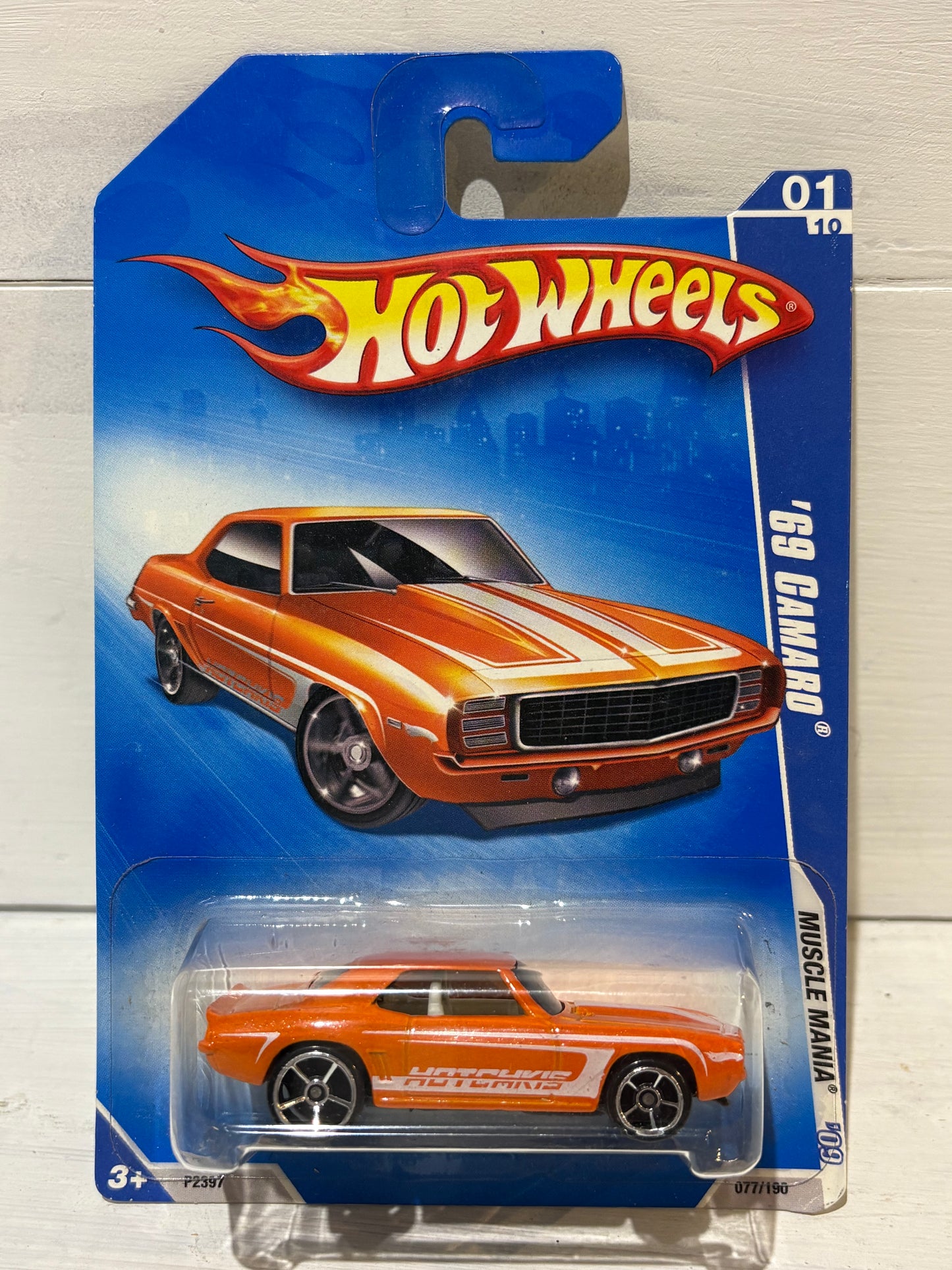 Hot Wheels - ‘69 Camaro - Muscle Mania ‘09 - Orange