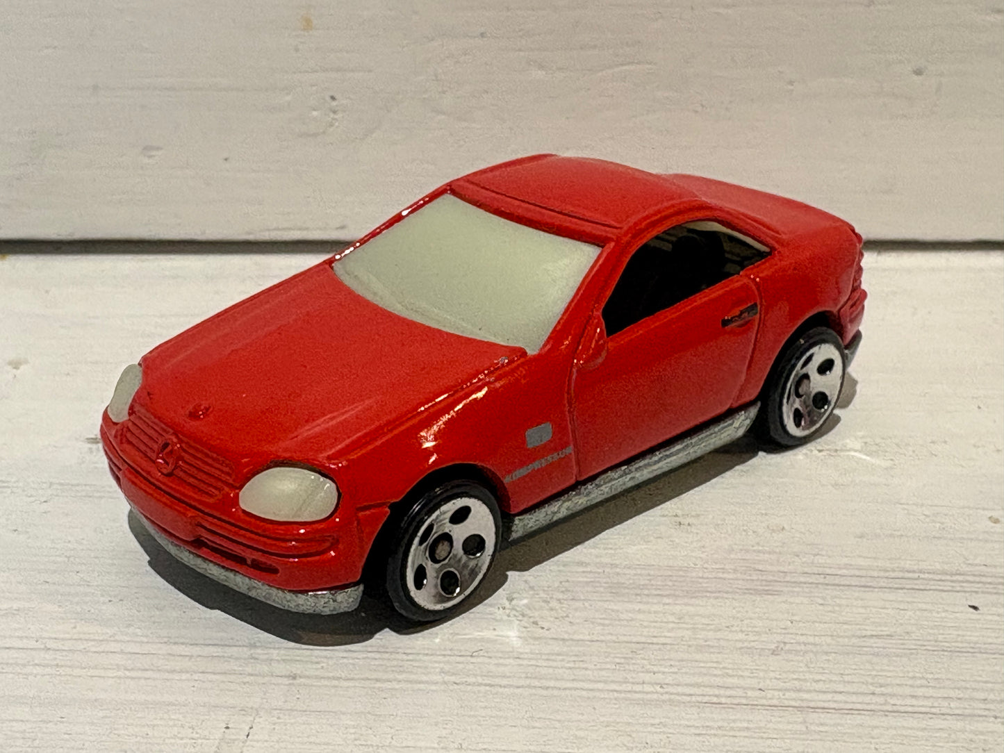 Hot Wheels - Mercedes SLK - from Nite Glow G-Force Stunt Set
