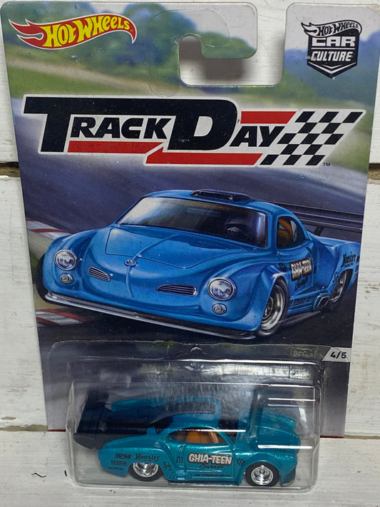 Hot Wheels Track Day Volkswagen Ghia