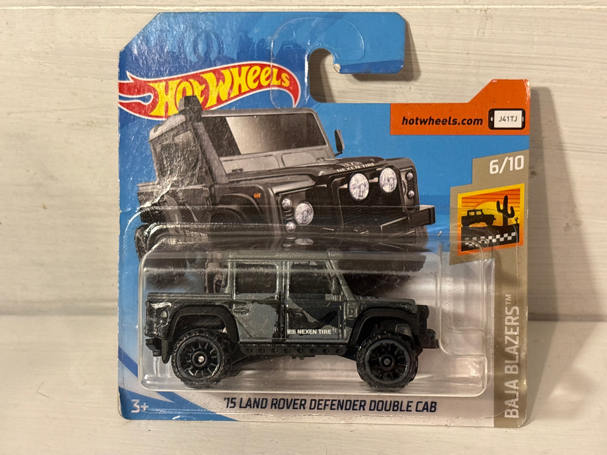 Hot Wheels - ‘15 Land Rover Defender Double Cab - Baja Blazers - Grey Camouflage