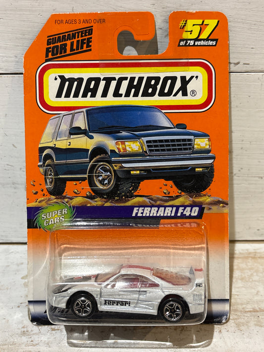 Matchbox - Ferrari F40 - White with Red Stripe & Horse Tampo