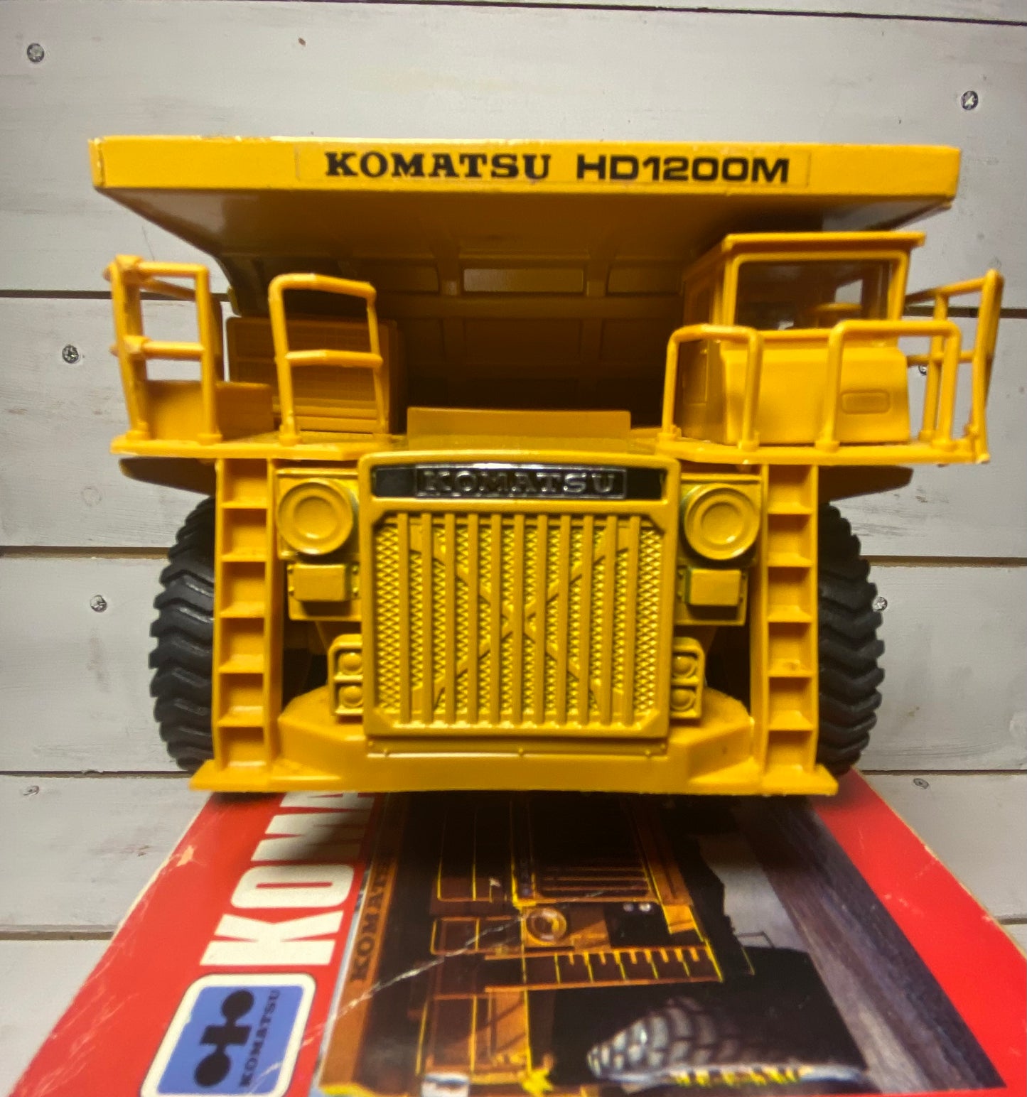 Yonezawa Diapet Komatsu HD1200M