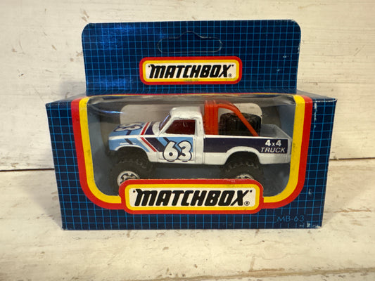 Matchbox - 4x4 Pick Up - White & Blue