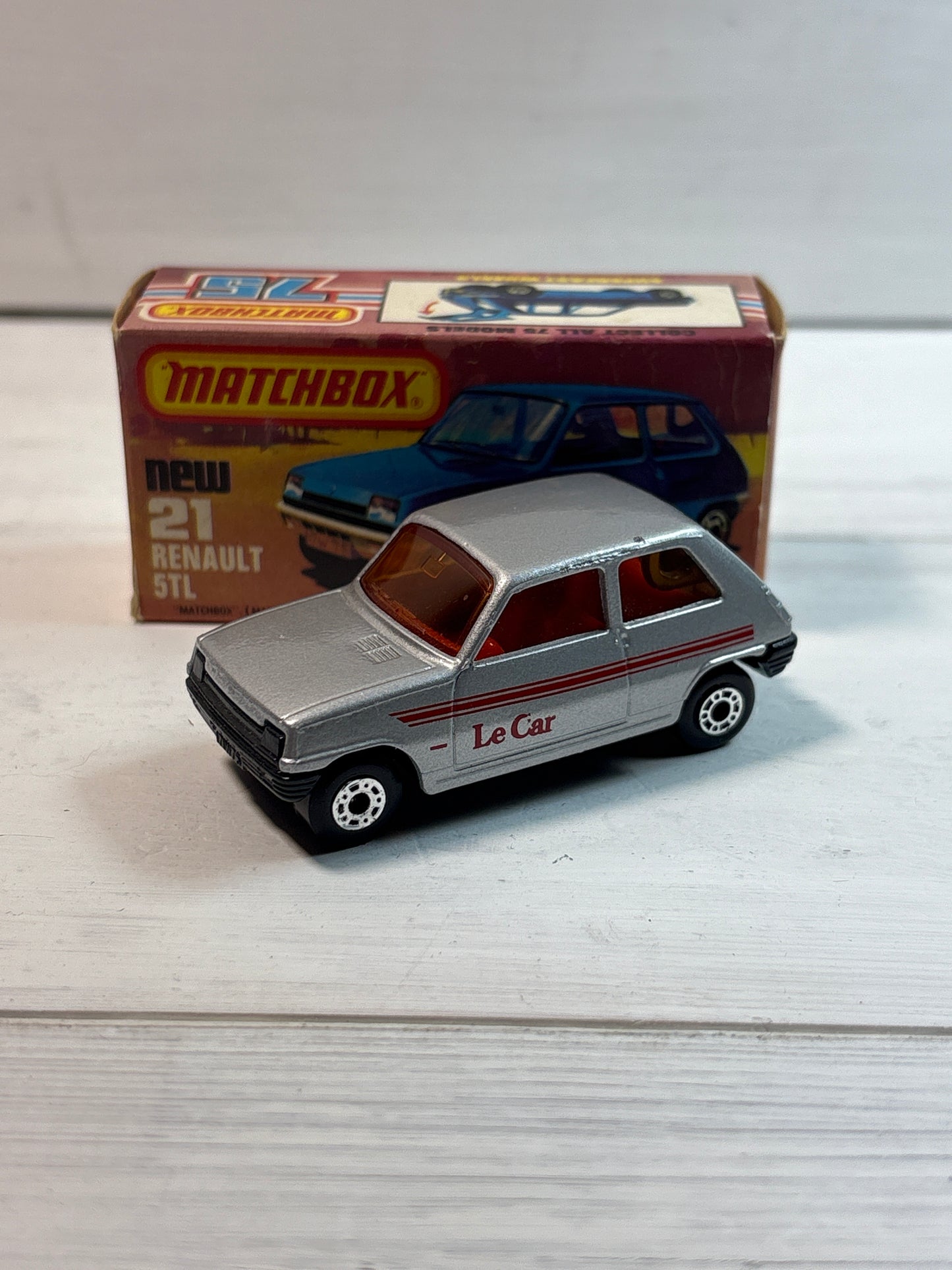 Matchbox - Renault 5TL - Silver with Dark Grey base & Grey Bootlid.