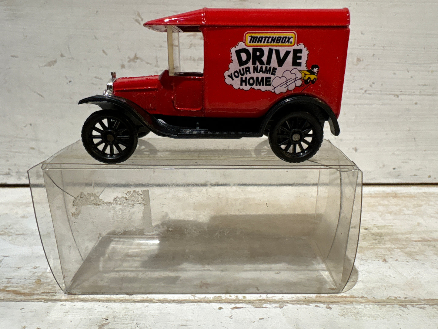 Matchbox - Ford Model T Van - Drive Your Name Home - Red