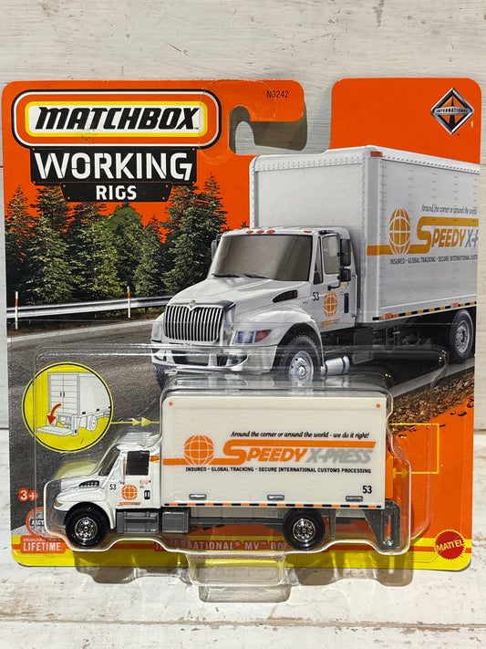 Matchbox Working Rigs - International MV Box Truck