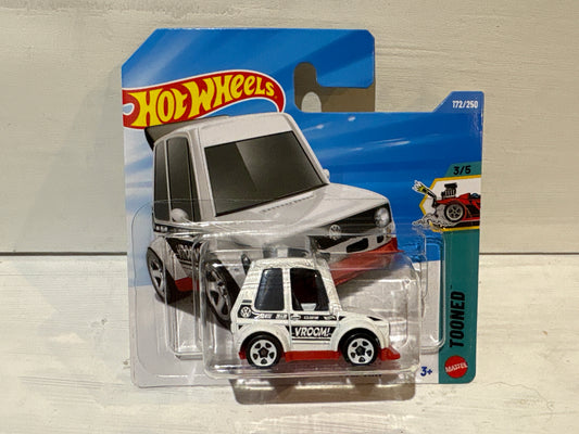 Hot Wheels - Tooned Volkswagen Golf MK1 - White - Tooned