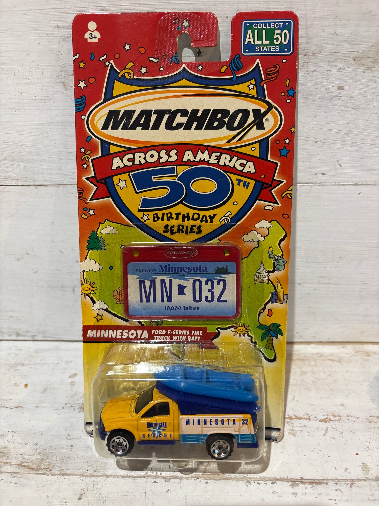 Matchbox Across America - Ford F-series Fire truck with Raft - Minnesota