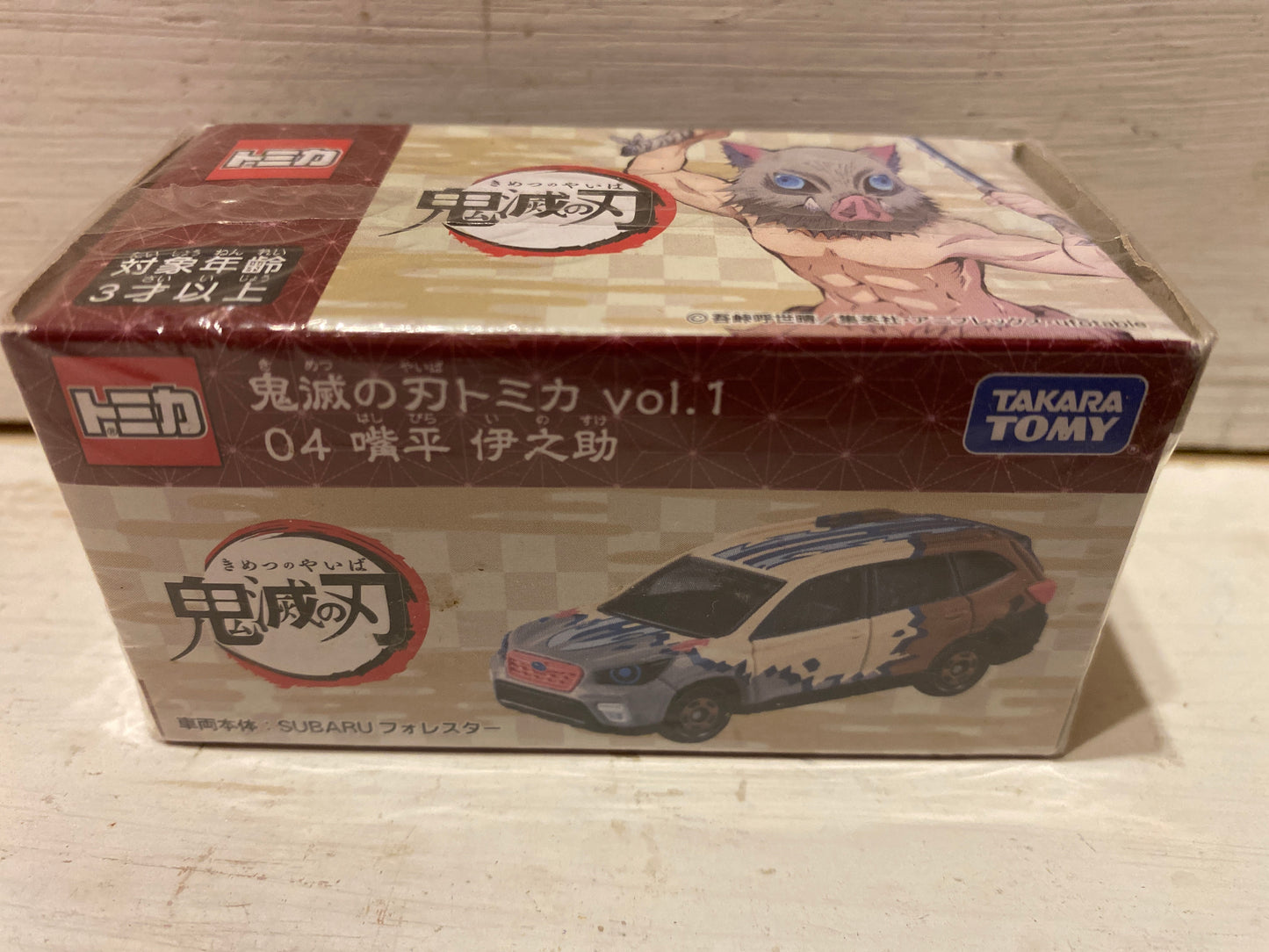 Tomica Dream - Demon Slayer - Inosuke Hashibira Subaru Forester
