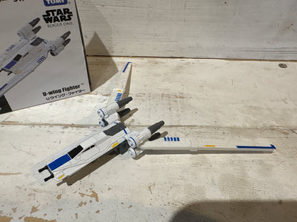 Tomica Star Wars - U-wing Fighter