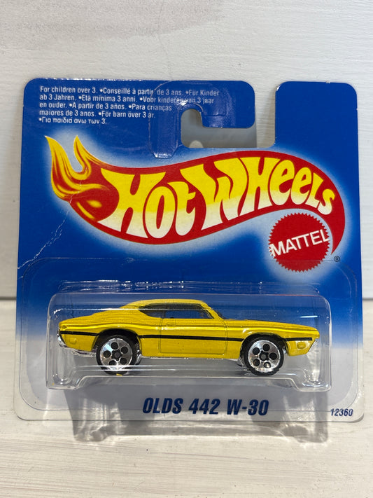Hot Wheels - Olds 442 W-30 - Yellow on rare shortcard