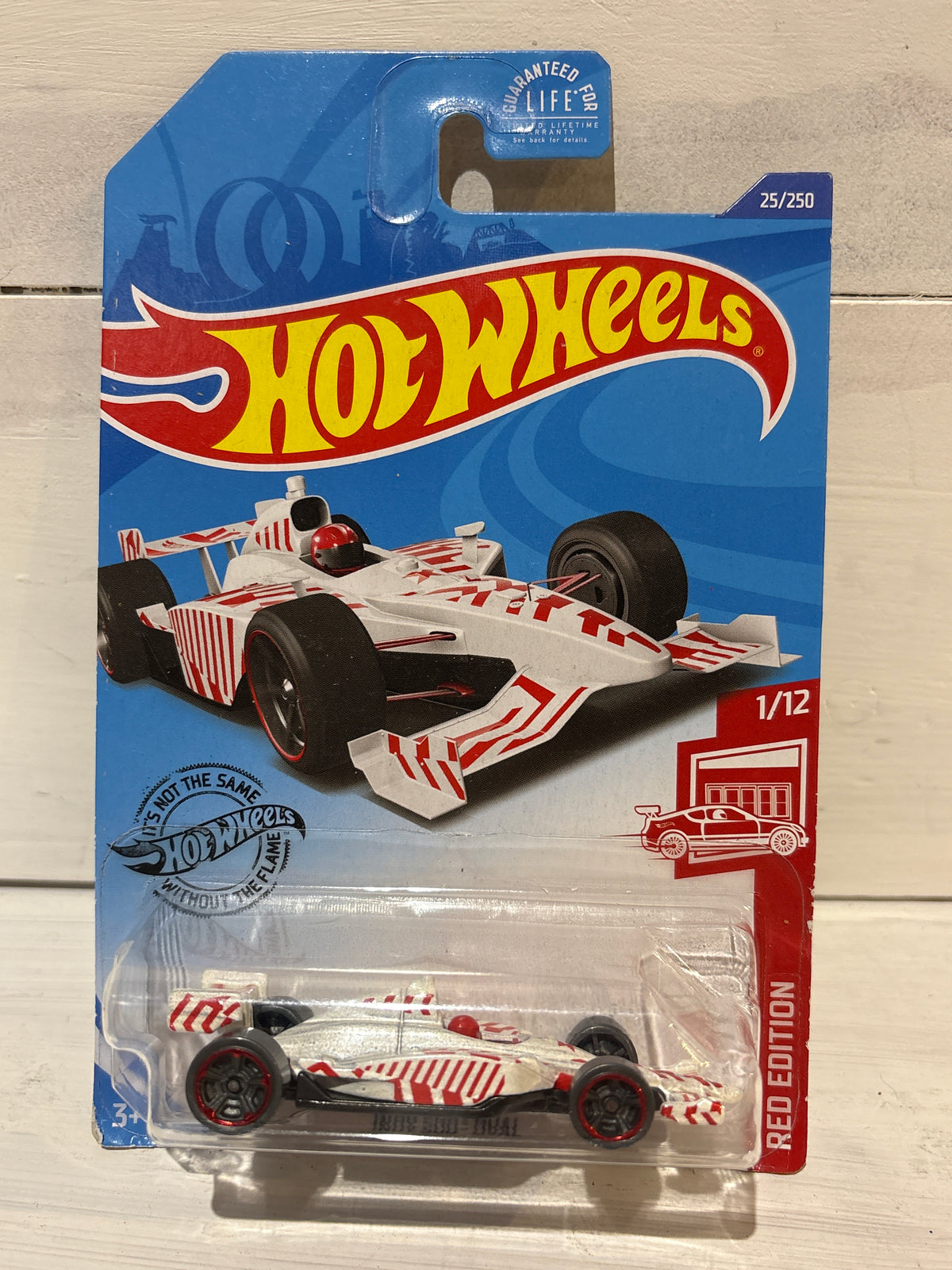 Hot Wheels Red Edition - Indy 500 Oval