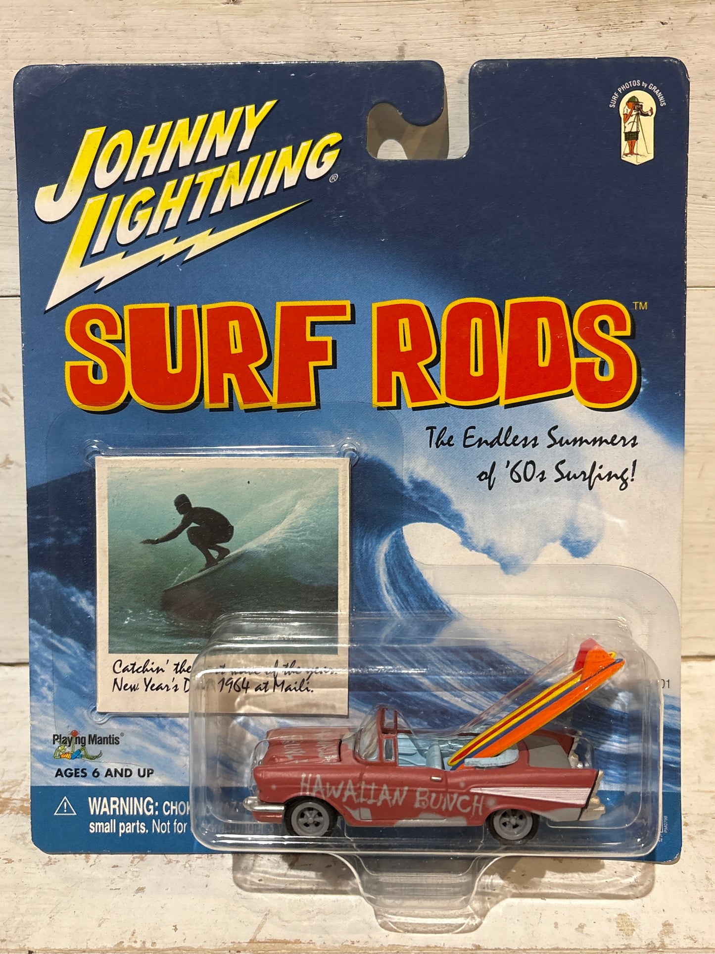 Johnny Lightning - Surf Rods - ‘57 Chevy Convertible - Hawaiian Bunch