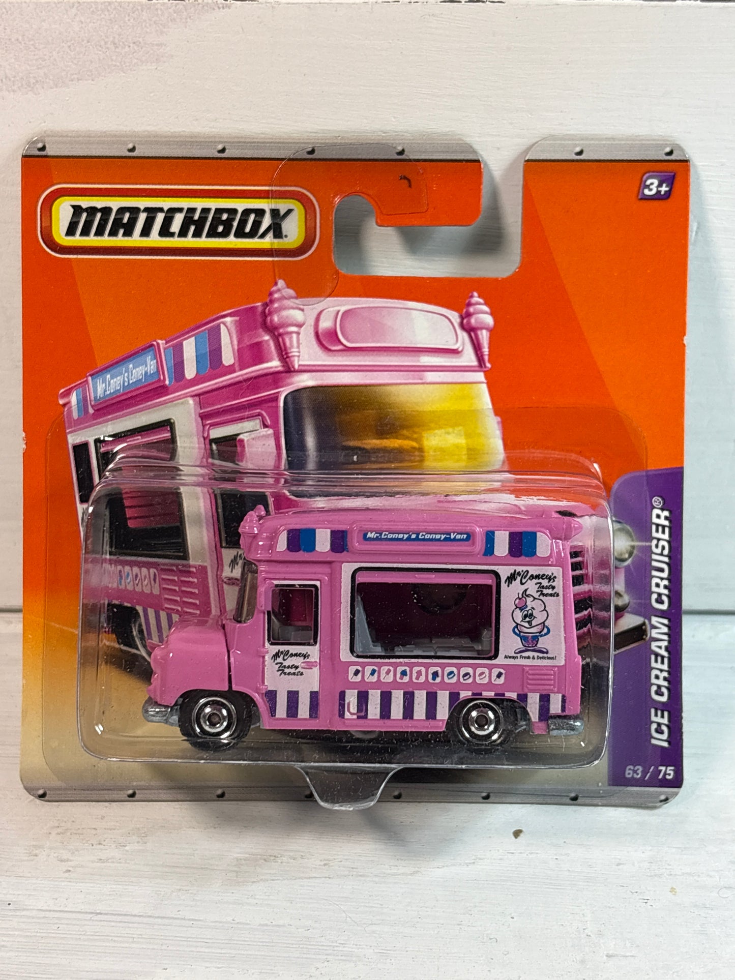 Matchbox - Ice Cream Cruiser - Pink