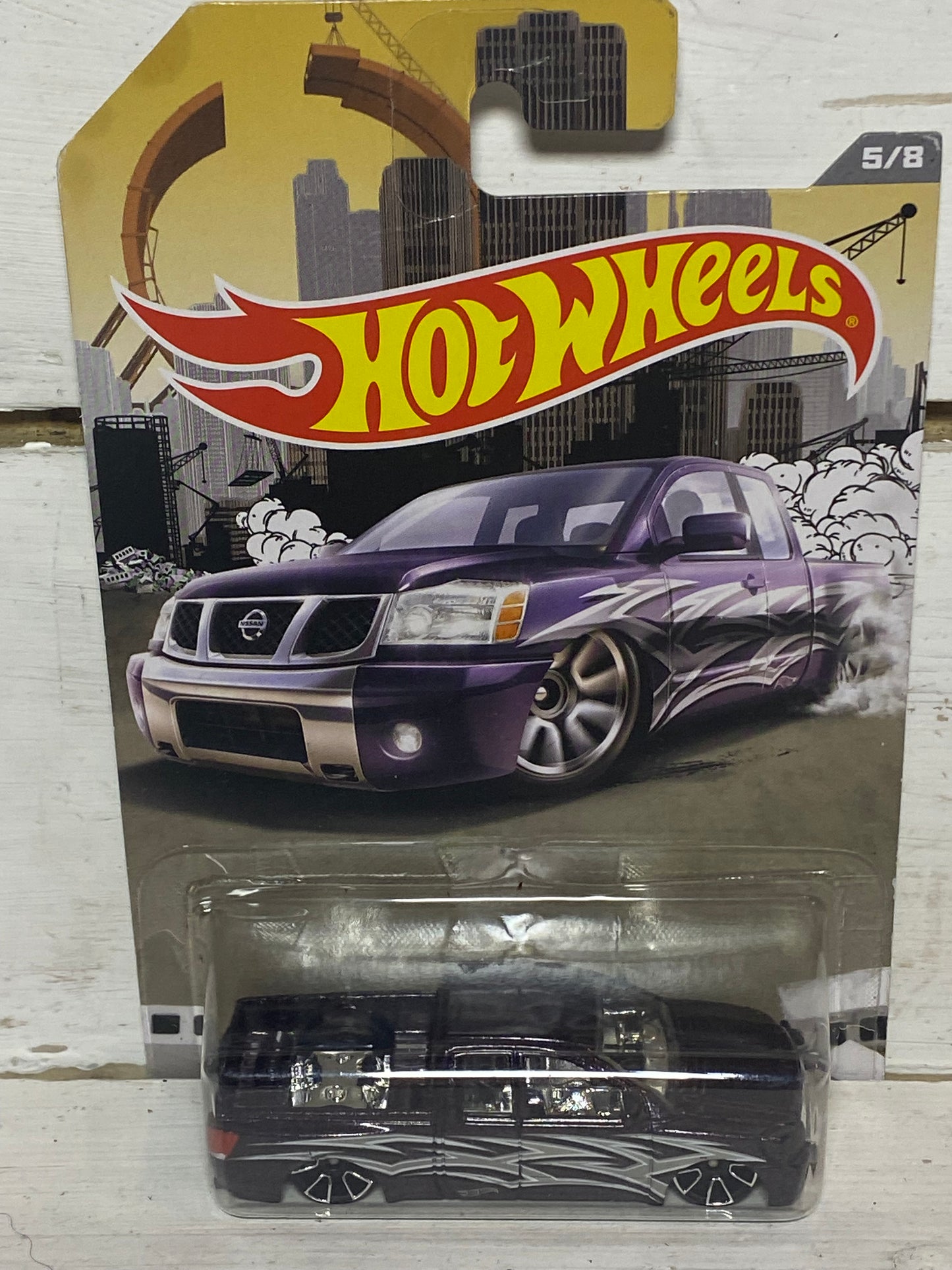 Hot Wheels RadTruck Series Nissan Titan