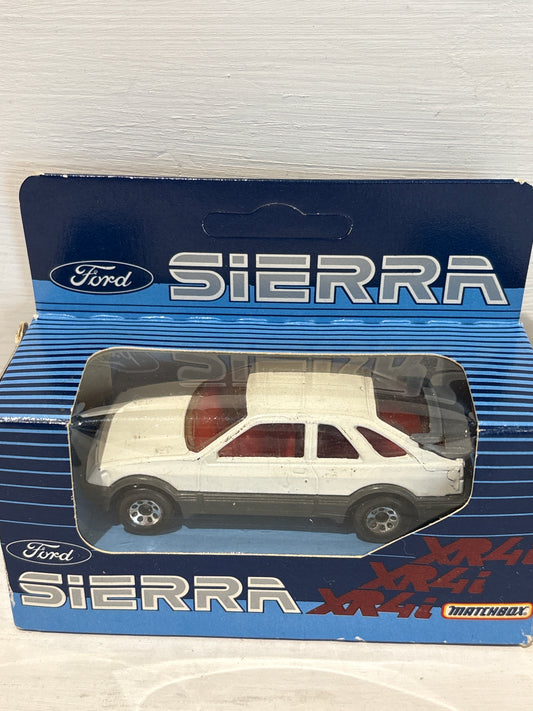 Matchbox - Ford Sierra XR4i - White ‘B’ Post - Special Ford Box