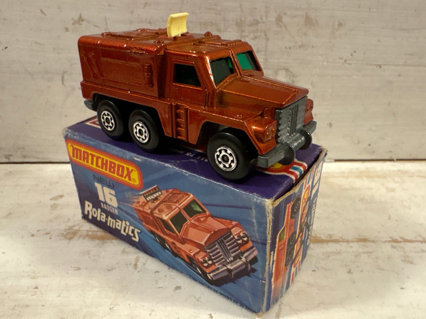 Matchbox - Badger - Cream Antenna