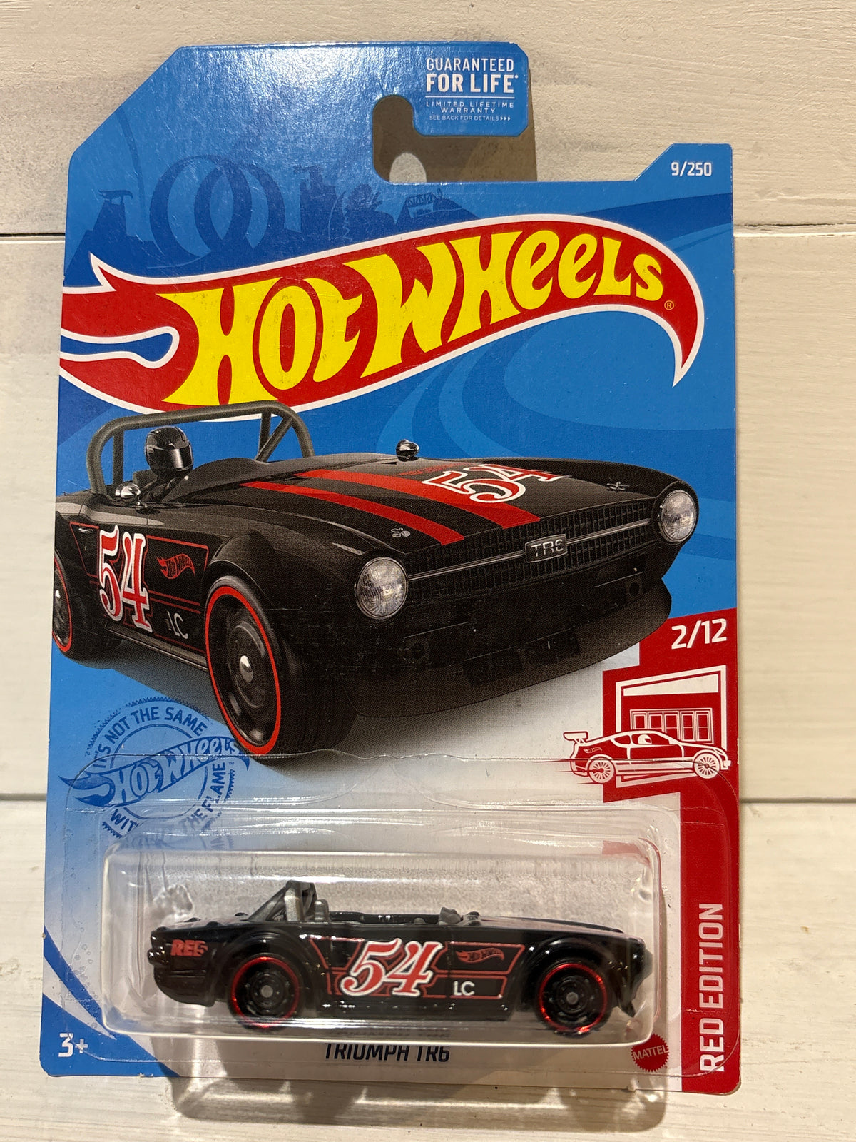 Hot Wheels Red Edition - Triumph TR6