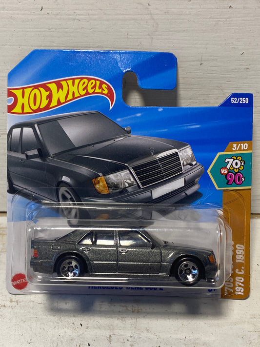 Hot Wheels - Mercedes Benz 500 E - Silver