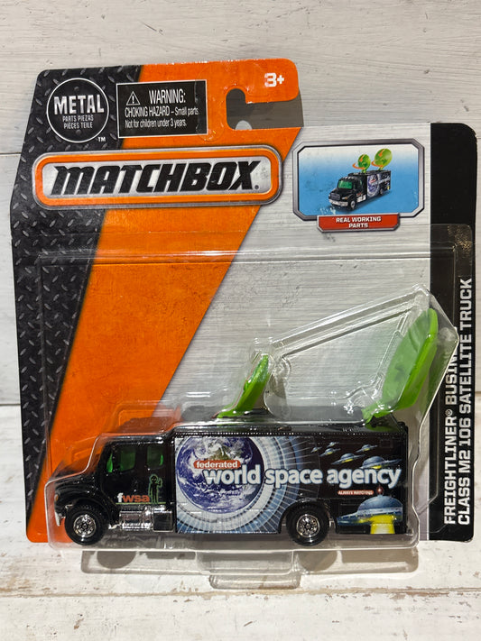 Matchbox Working Rigs - Freightliners Business Class M2 106 Satellite Truck - Federated World Space Agency
