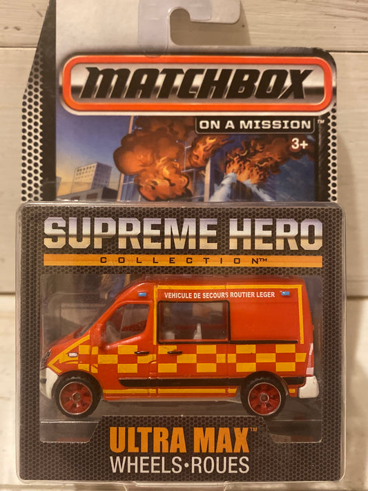 Matchbox Supreme Hero - Renault Master Ambulance
