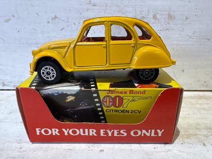 Corgi Juniors - James Bond 007 - For Your Eyes Only - Citroen 2CV
