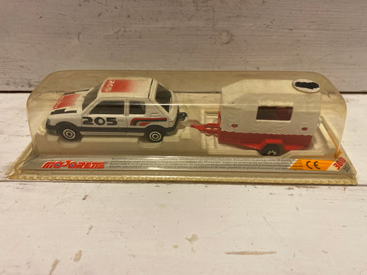 Majorette - Peugeot 205 GTi with Horsebox